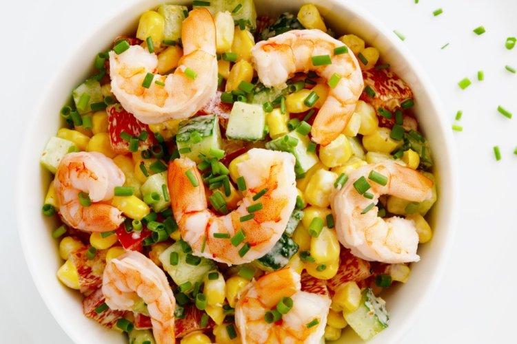 ПП салат с креветками и кукурузой