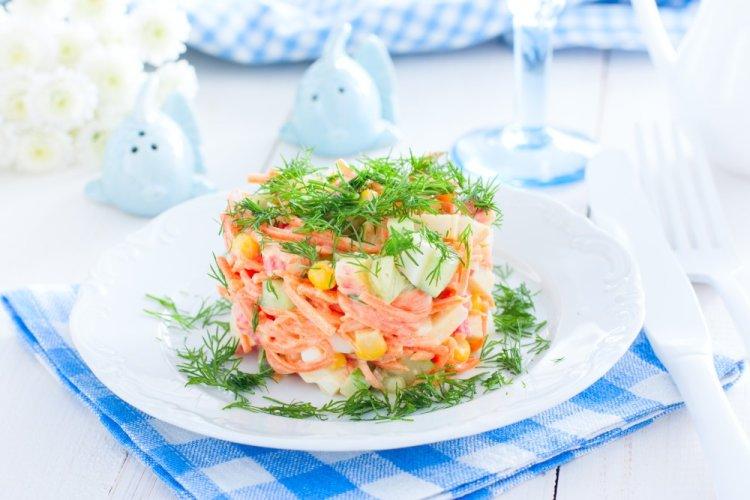 ПП салат с морковью и кукурузой