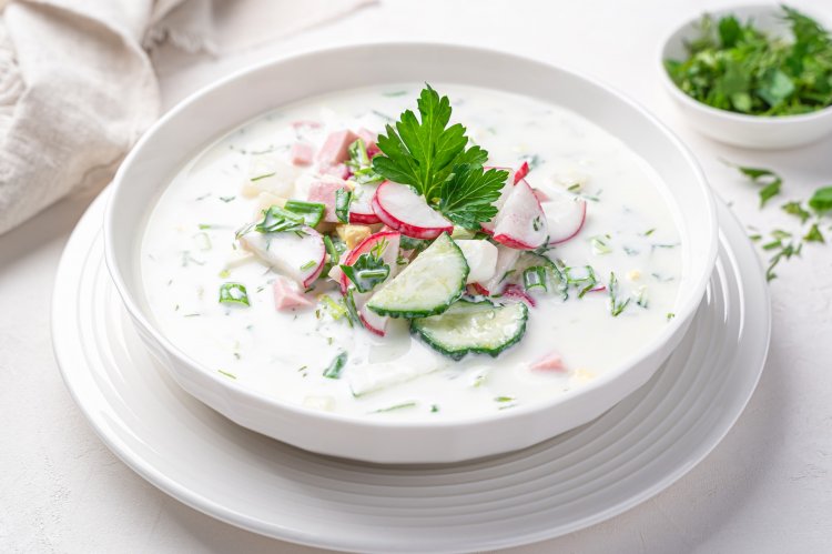 ПП-окрошка: 10 легких рецептов, которые порадуют своим вкусом ПП-окрошка: 10 легких рецептов, которые порадуют своим вкусом