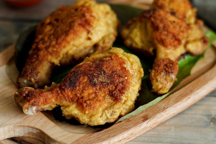 Жареные куриные ножки в майонезном кляре Жареные куриные ножки в майонезном кляре