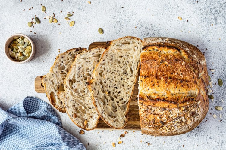 Хлеб из ржаной и цельнозерновой муки Хлеб из ржаной и цельнозерновой муки