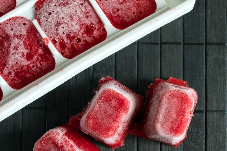 Замороженное пюре из жимолости