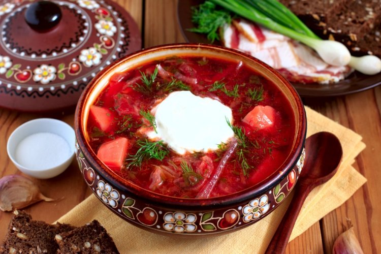 Борщ в афганском казане