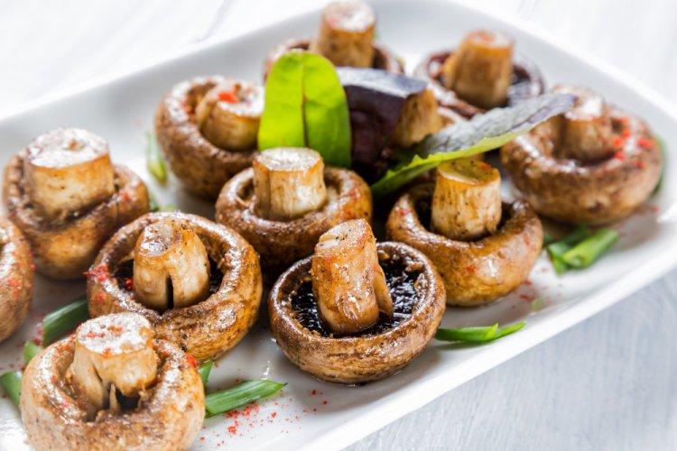 Шампиньоны в майонезе на мангале