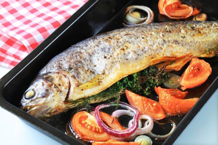 Фаршированная форель в духовке