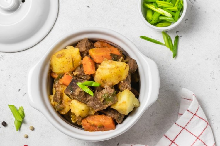 Картошка с мясом и тыквой в горшочках Картошка с мясом и тыквой в горшочках