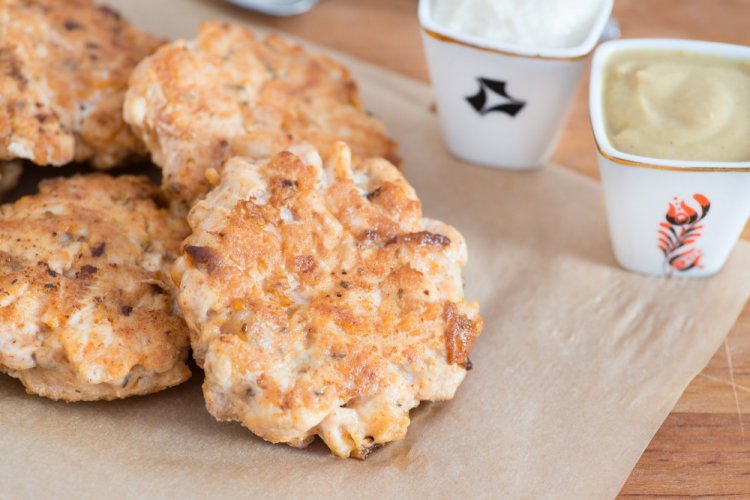 Рубленые куриные котлеты в аэрогриле