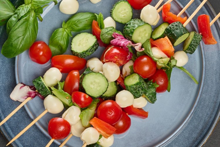 Канапе со свежими овощами