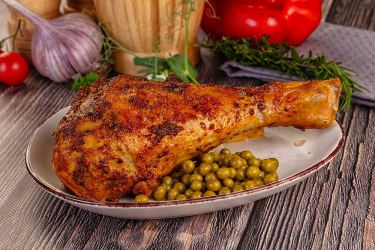 Голень индейки в аэрогриле