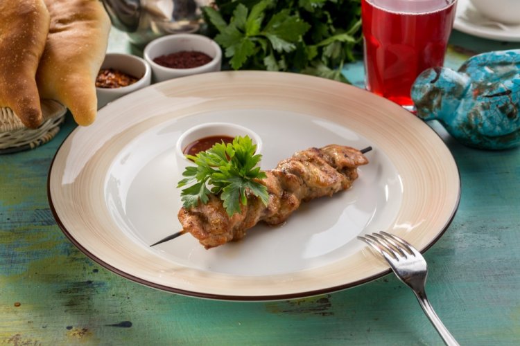 Шашлык из свинины в кефире в аэрогриле