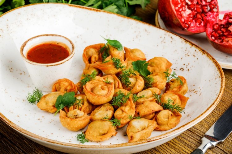 Жареные пельмени в яйце в аэрогриле