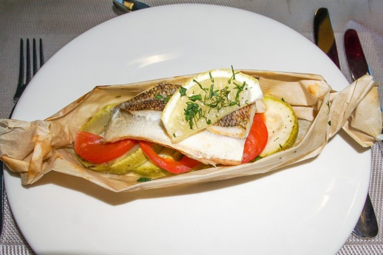 Рыба с овощами в аэрогриле