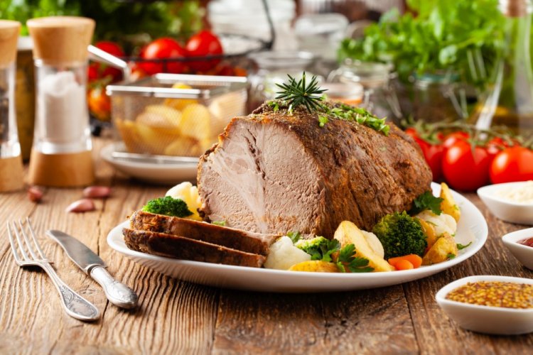 Буженина из свинины в мультиварке