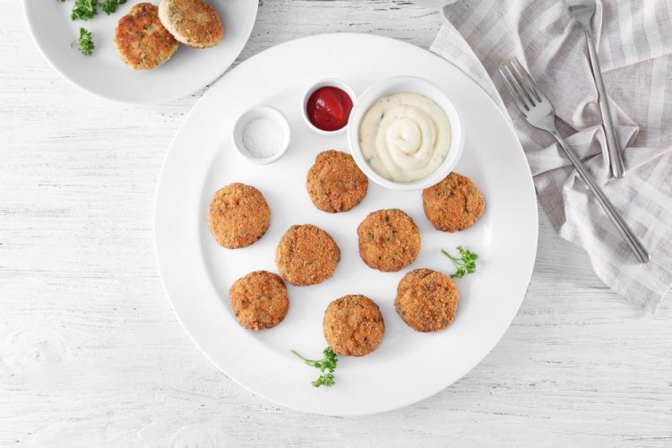 Котлеты из кеты с овсяными хлопьями