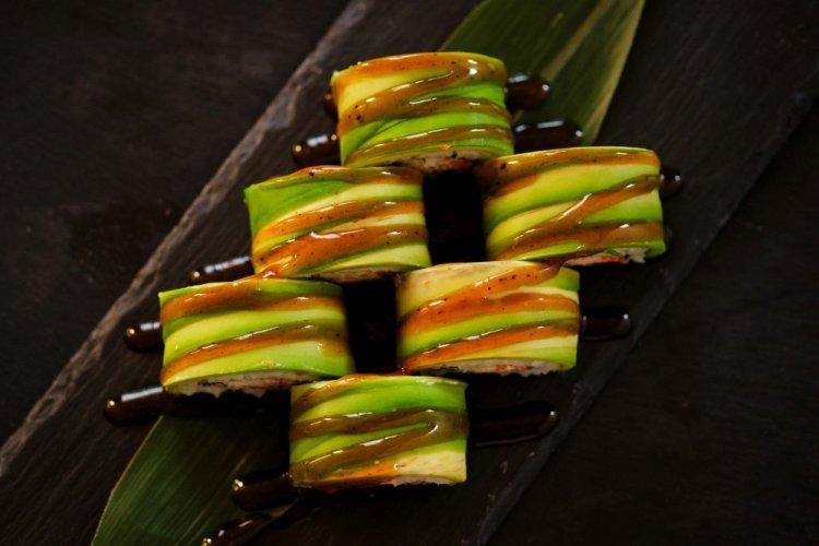 Овощные роллы из цукини