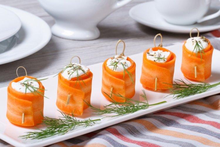 Рулетики из моркови с творогом