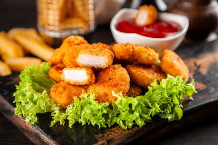 Наггетсы в панировке из чипсов в аэрогриле