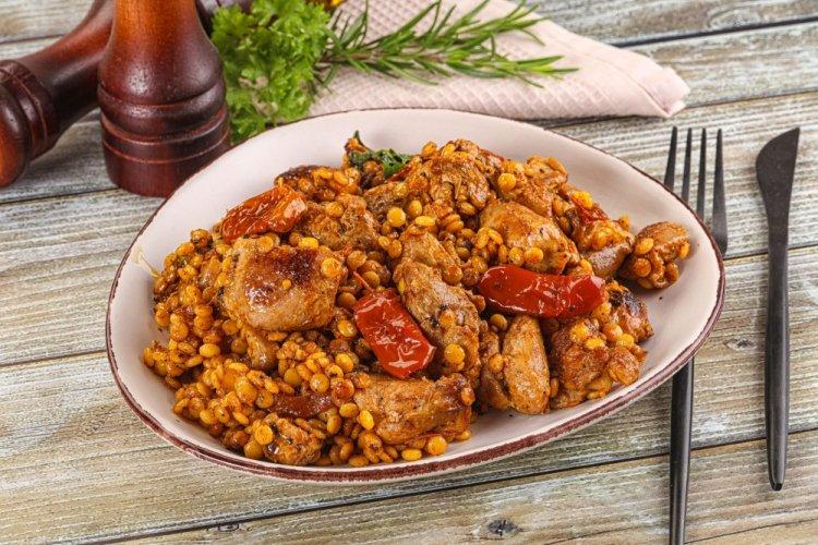 Птитим с овощами и курицей