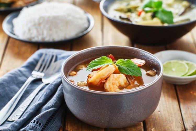 Суп с креветками и птитимом