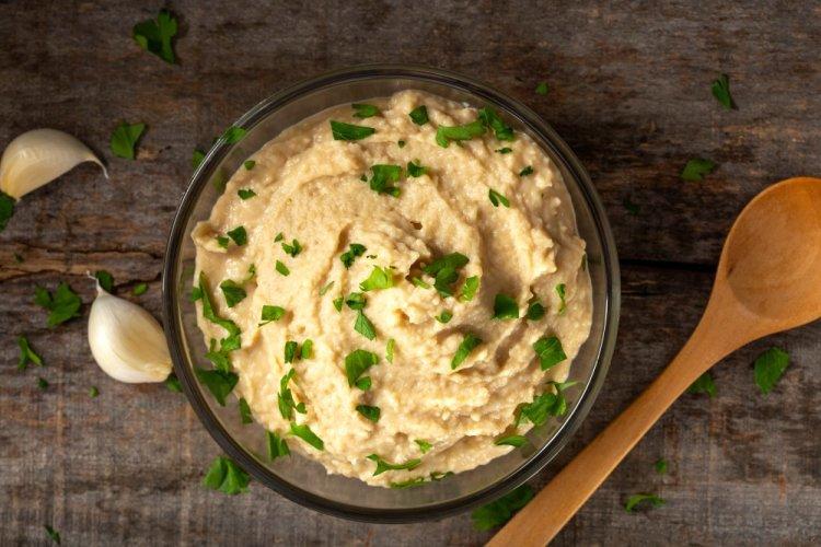 Намазка из плавленого сыра с фасолью