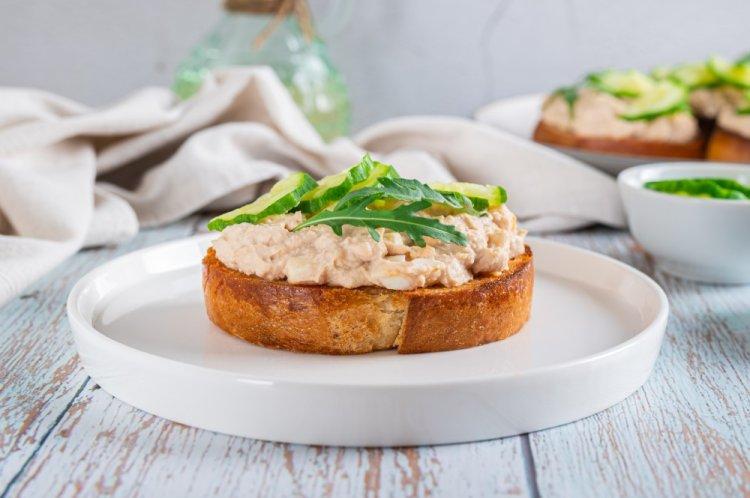 Намазка с печенью трески и плавленым сыром на бутерброды