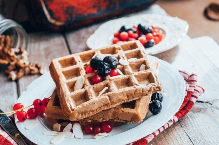 Вафли с овсяной мукой, протеином и греческим йогуртом