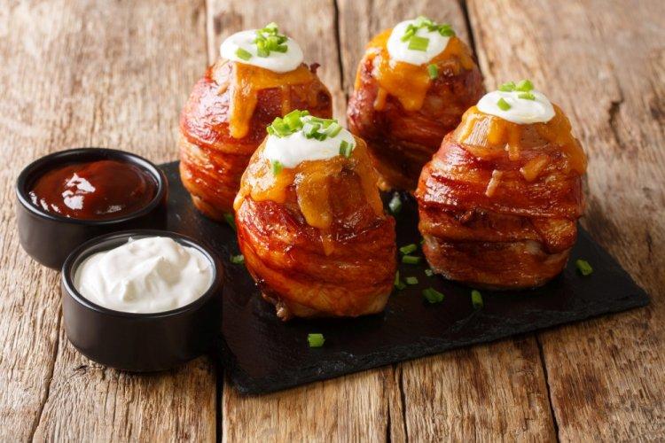 Картошка с беконом и сулугуни в аэрогриле