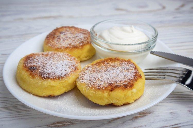 Диетические сырники с белком и кукурузной мукой