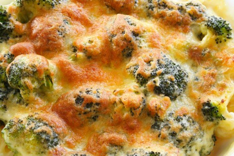 Запеканка из брокколи в мультиварке