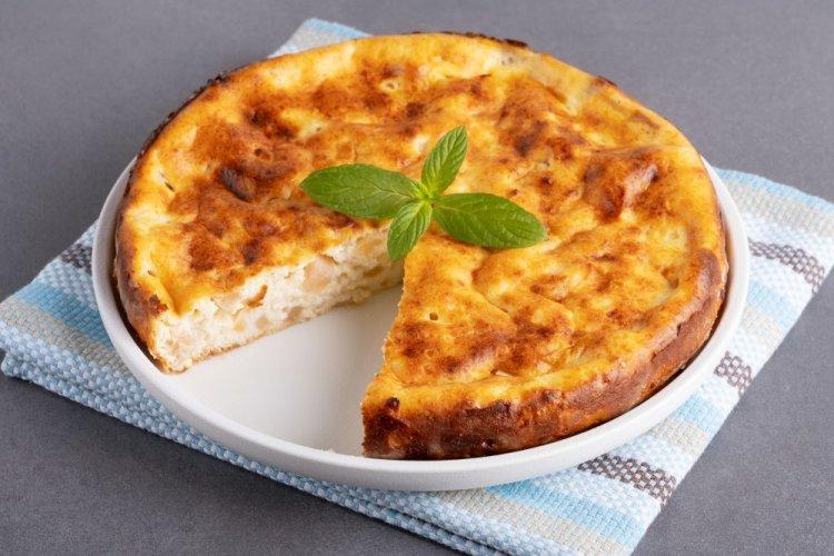 Творожная запеканка с яблоком