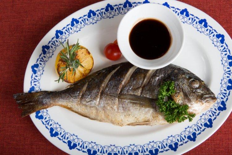 Дорадо с соевым соусом и имбирем в аэрогриле