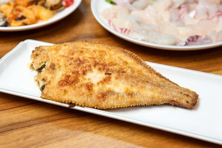 Камбала с йогуртом и специями в аэрогриле