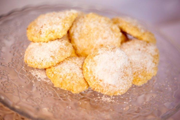 Лимонное печенье с кокосовой стружкой