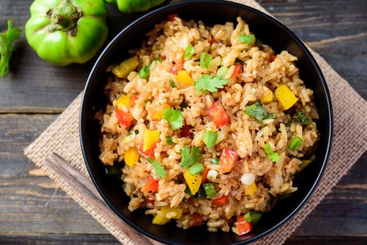 Рис с овощами в аэрогриле