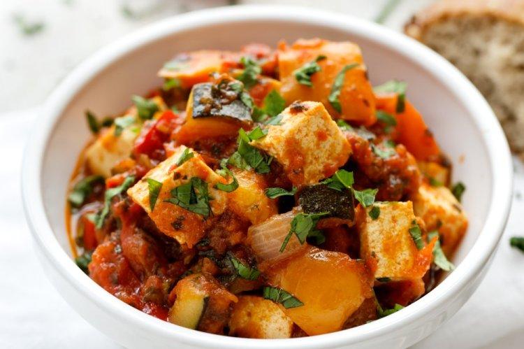 Овощное рагу с тофу