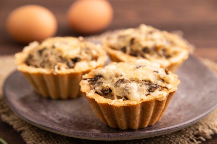 Тарталетки с фаршем и болгарским перцем в аэрогриле