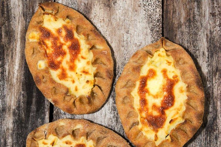 Карельские калитки с ячкой