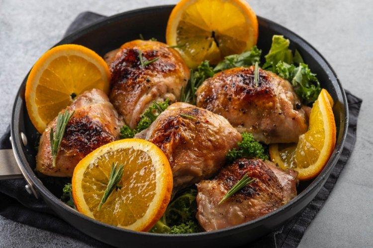 ПП куриные бедра с апельсинами в духовке