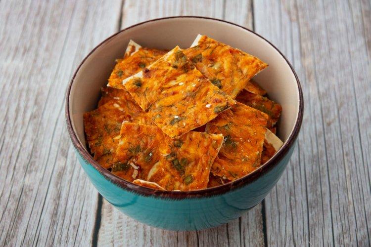 Чипсы из лаваша со сметаной в аэрогриле