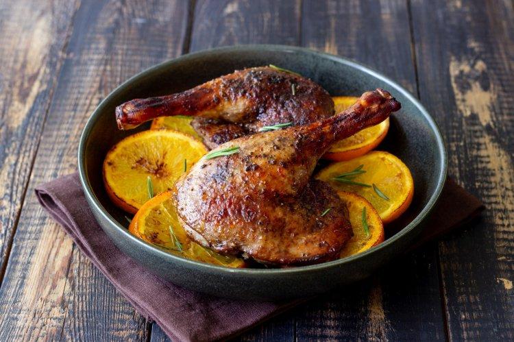 8 рецептов, как приготовить вкуснейшие утиные окорочка на мангале