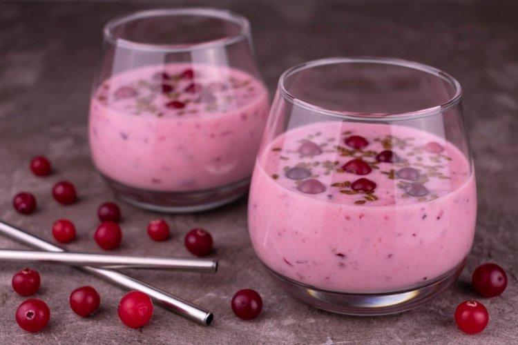 Льняной кисель с клюквой и корицей