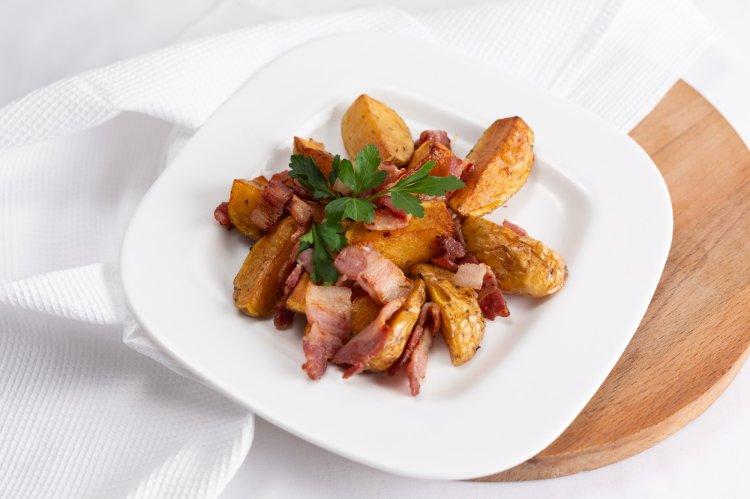 6 рецептов вкуснейшей картошки с салом в фольге на мангале