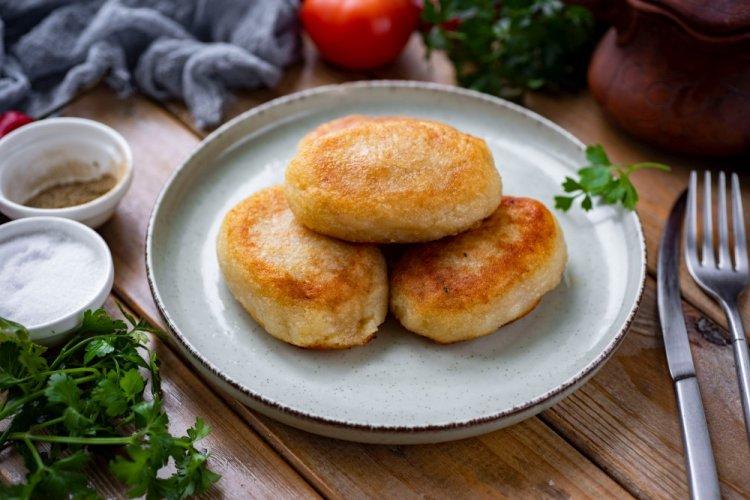 Картофельные котлеты с грецкими орехами