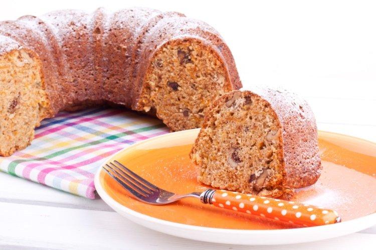 Диетический морковный кекс с грецкими орехами
