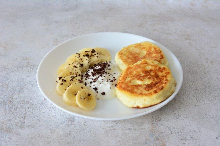 ПП сырники из творога с манкой в духовке