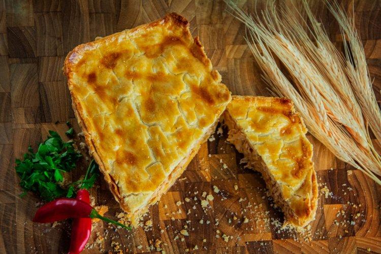 Заливной пирог с курицей на молоке – простой рецепт пошагово