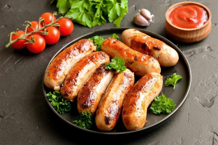 Классические жареные колбаски в аэрогриле