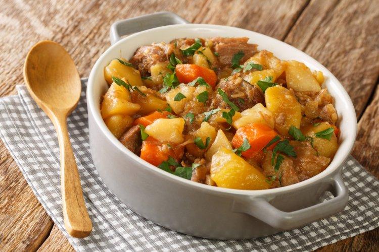 Жаркое из свинины с картошкой в аэрогриле