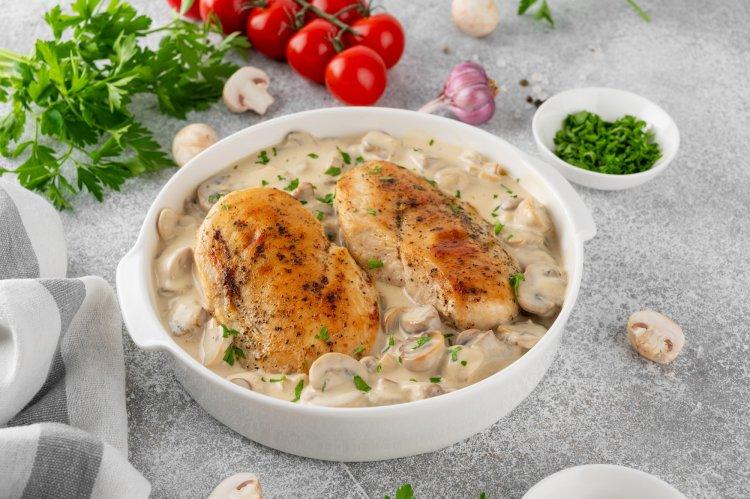 Сливочно-грибной соус с шампиньонами для курицы