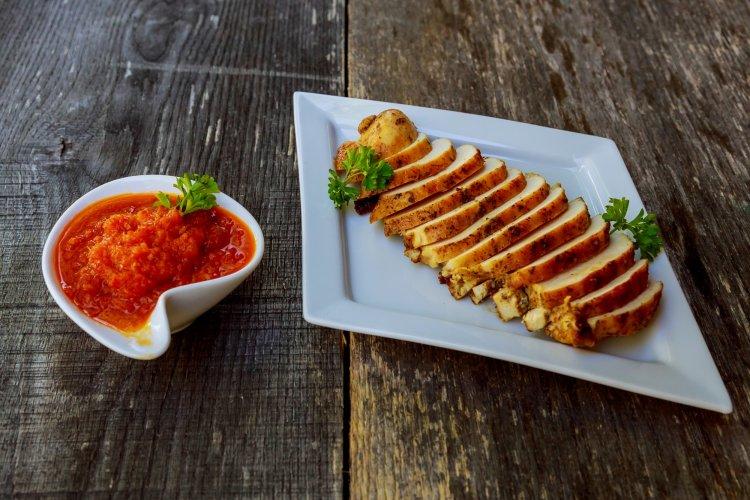 Маринад с аджикой и паприкой для курицы в аэрогриле